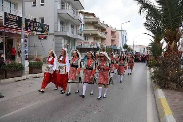 Sporseverler Urla’ya Akın Etti