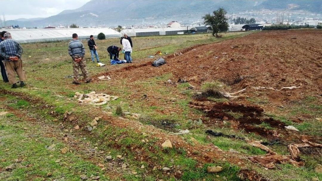 Başına &Ccedil;uval Ge&ccedil;irilerek &Ouml;ld&uuml;r&uuml;ld&uuml;