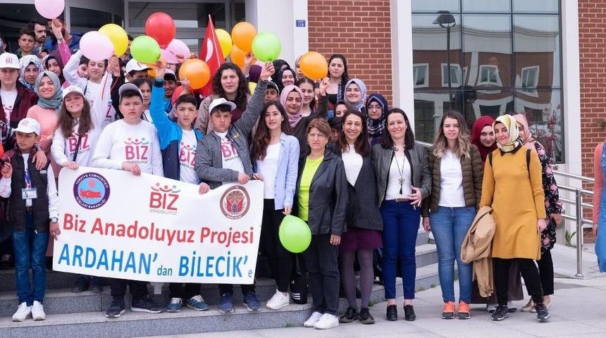 Ardahanlı Öğrencilerden Şeyh Edebali Üniversitesi’ne Ziyaret