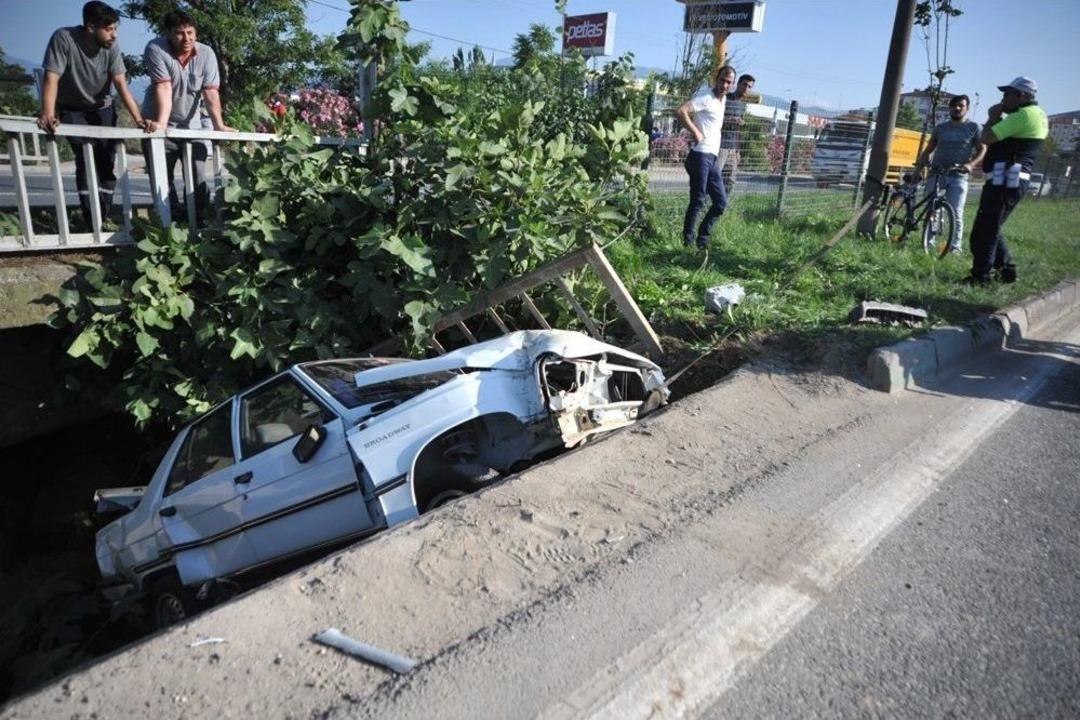 Otomobil K&ouml;pr&uuml;den U&ccedil;tu