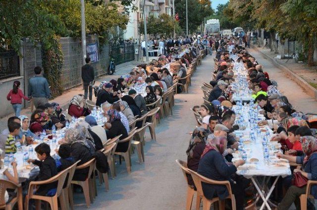 Gönül Sofrası Yeni Mahalle’de Kuruldu