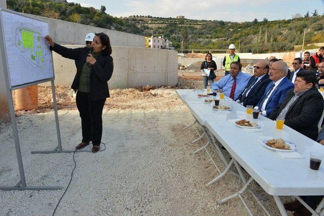 Meclis Üyeleri Mersin’de Yapılan Çalışmaları Yerinde İnceledi