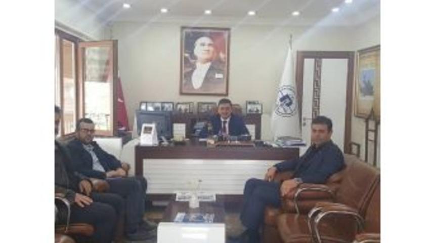 Boz&uuml;y&uuml;k Pazaryerililer Derneği Başkanı Şahinoğlu&rsquo;dan Başkan Yal&ccedil;ın&rsquo;a Ziyaret