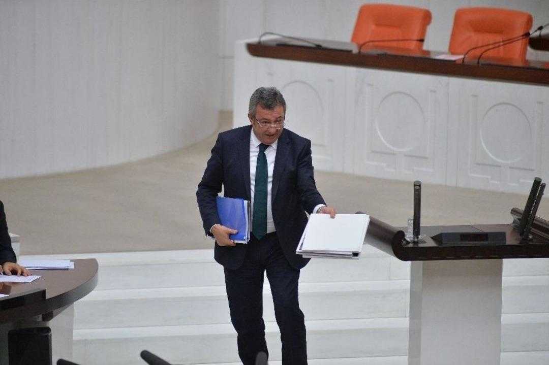 B&uuml;t&ccedil;e G&ouml;r&uuml;şmelerinde Gerginlik