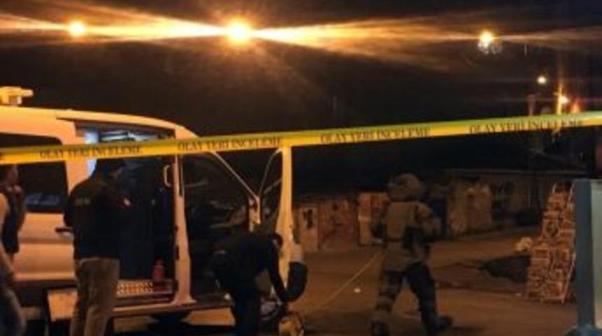 Piyalepaşa&rsquo;da Ş&uuml;pheli Paket Alarmı