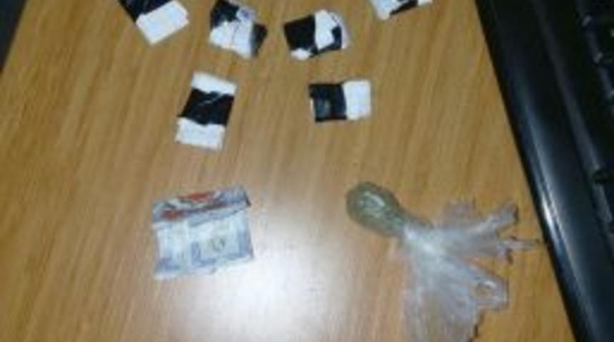 Polis Ekipleri İ&ccedil;ime Hazır Esrar Maddesi Ele Ge&ccedil;irdi