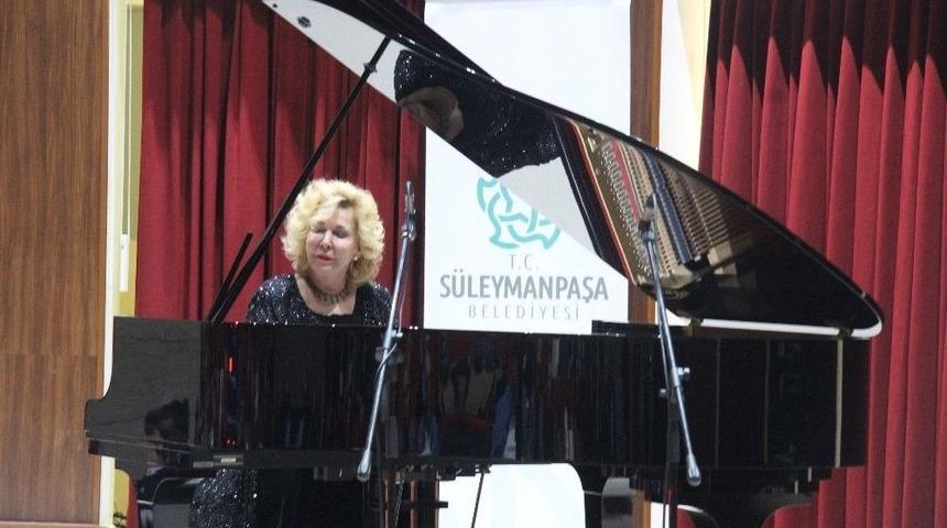 3. G&uuml;lsin Onay Piyano G&uuml;nleri, G&uuml;lsin Onay&rsquo;ın Sahne Alması İle Sona Erdi