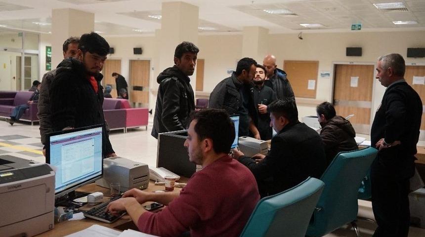 Kastamonu&rsquo;da 53 İnşaat İş&ccedil;isi, Yedikleri Yemekten Zehirlendi