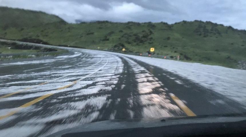 Iğdır&rsquo;da Dolu Ve Sağanak Yağış Hayatı Olumsuz Etkiledi