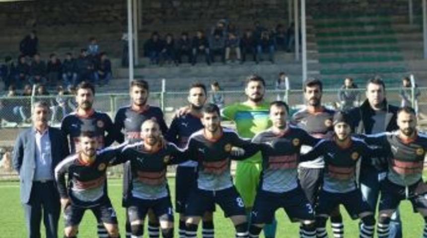 P&uuml;t&uuml;rge Belediyespor Bal&rsquo;a &Ccedil;ıkmakta Kararlı