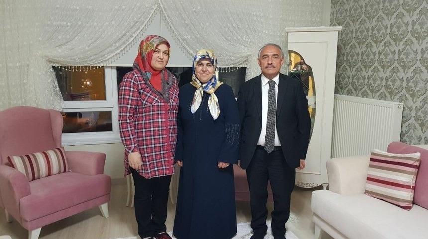 Niğde Belediye Başkanı &Ouml;zkan&rsquo;dan Şehit Ailelerine Ziyaret
