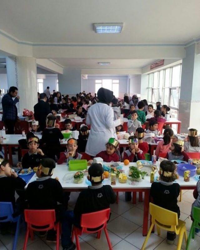 Yozgat Çözüm Koleji Yerli Malı Haftası’nı Kutladı