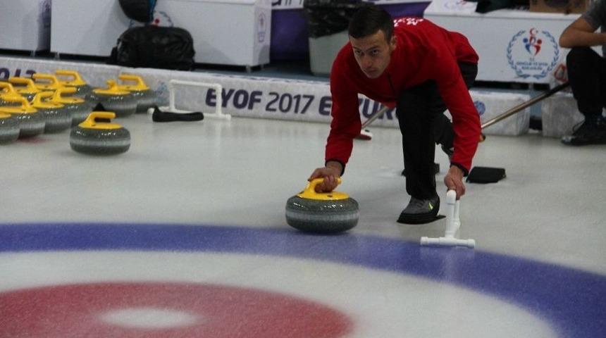 Curling 2. Lig M&uuml;sabakaları Devam Ediyor