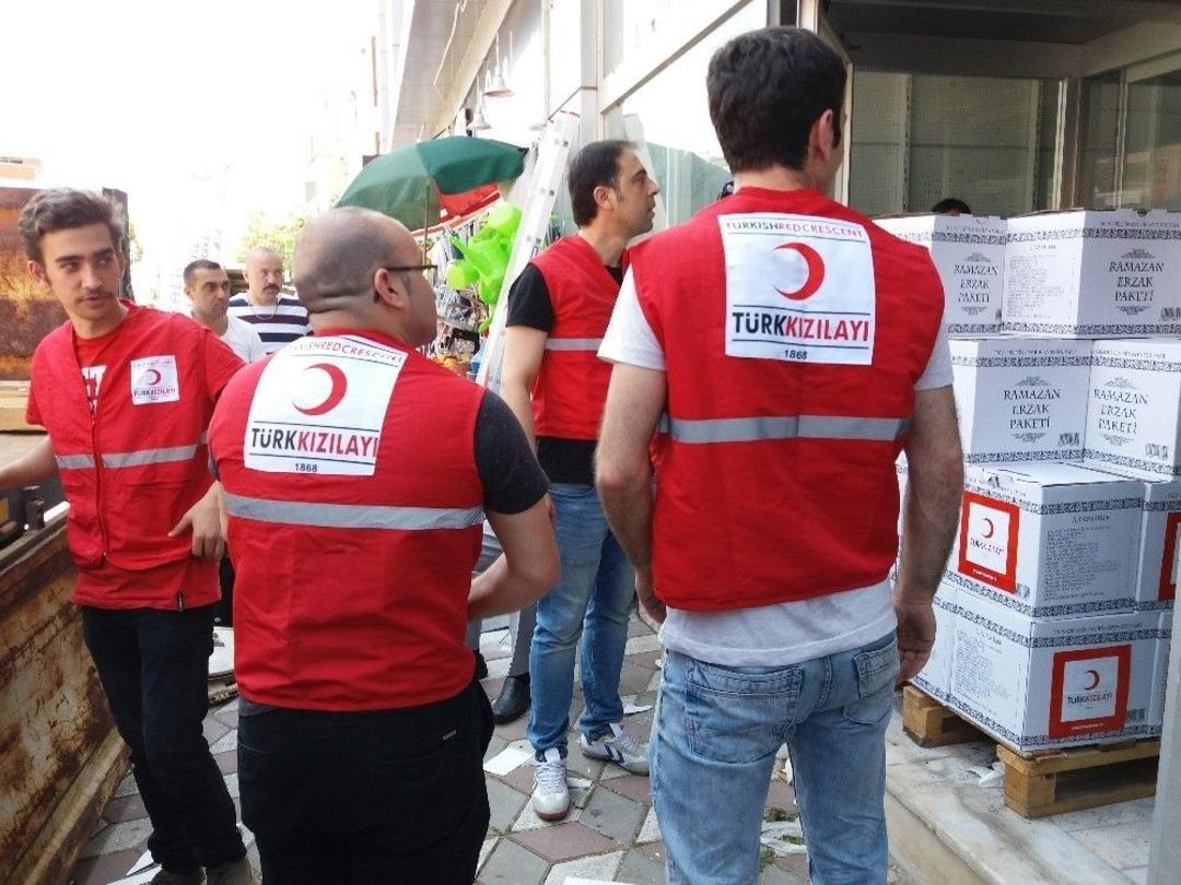 19 Ton Gıda Yardımı Kızılay&rsquo;a Teslim Edildi