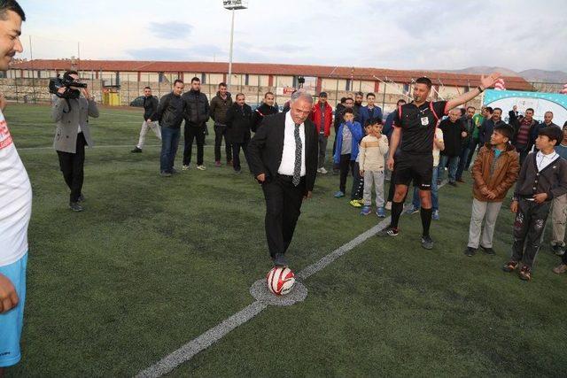 Niğde Belediyesinden Futbol Turnuvası Etkinliği