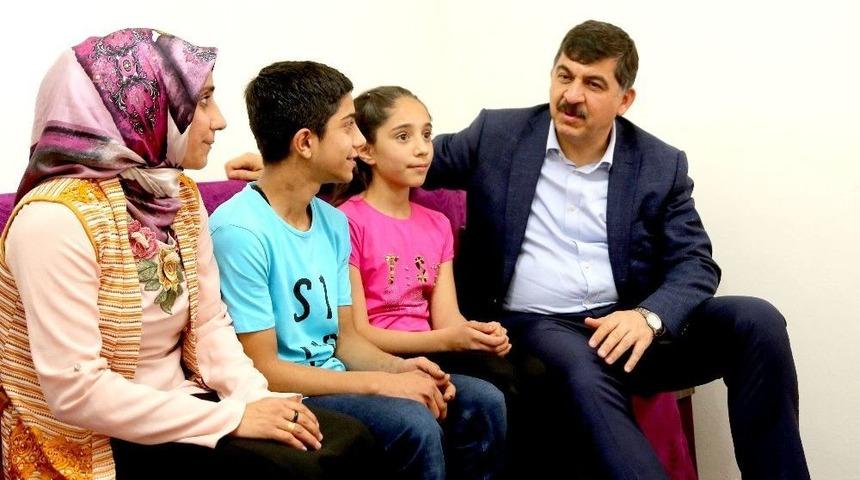 Fadıloğlu, Esmanur&rsquo;un İsteğini Kırmadı