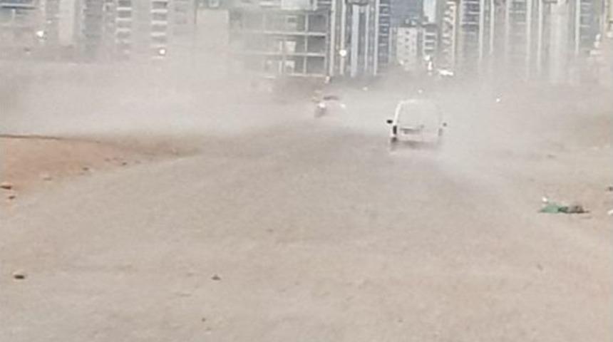 Asfaltı Ve Işıklandırması Olmayan Bulvar Korku Sa&ccedil;ıyor