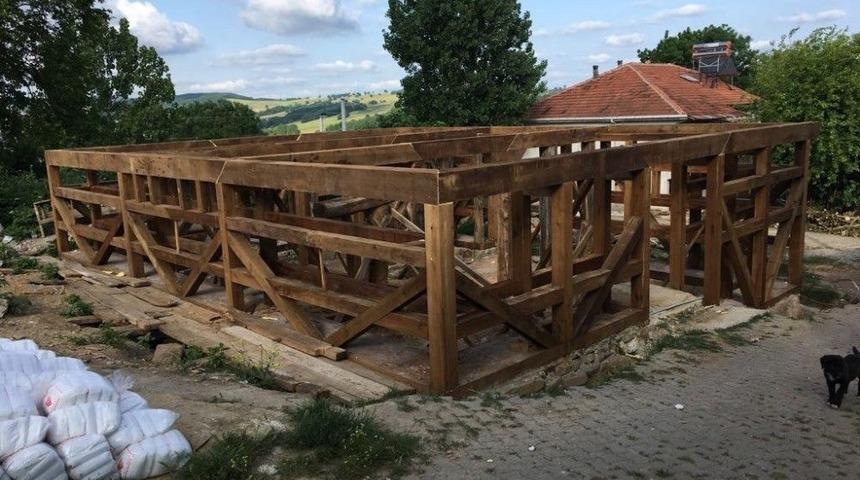 Beş Divanlı Rıza Bey Konağı Y&uuml;kseliyor