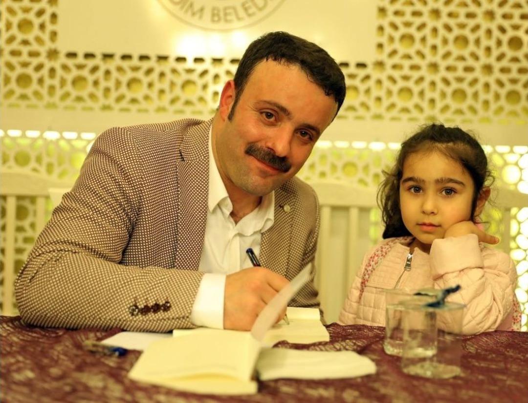 Yazar Emin G&uuml;rdamur İlkadımlılarla Buluştu