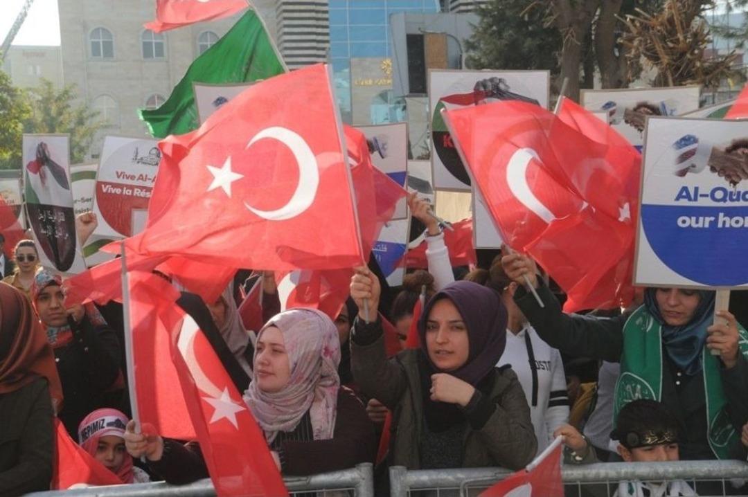 Cizre&rsquo;de &lsquo;kud&uuml;s&rsquo;e &Ouml;zg&uuml;rl&uuml;k, İnsanlığa Barış&rsquo; Mitingi