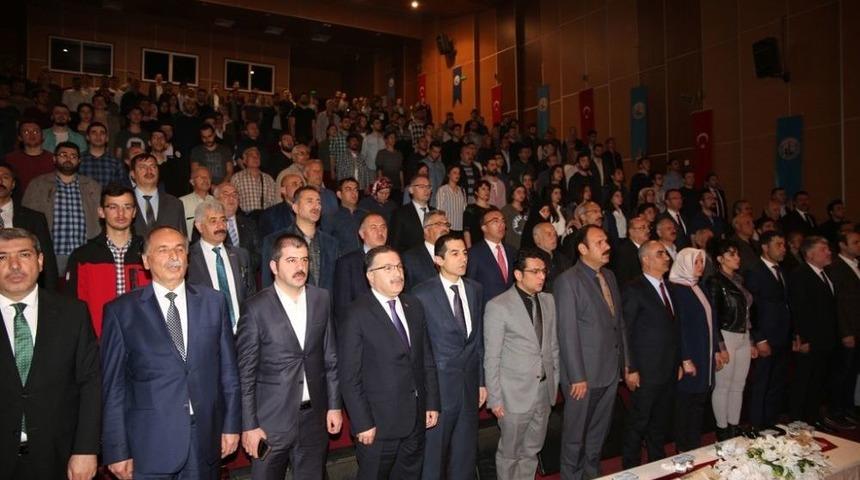 G&uuml;venlik Uzmanı Yarar: "t&uuml;rkiye Ayağa Kalkmıştır"