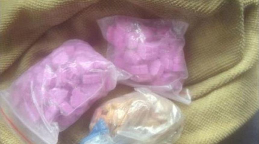 Bolu&rsquo;da 262 Uyuşturucu Hap Ele Ge&ccedil;irildi