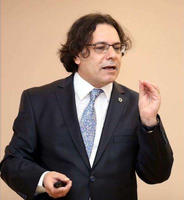 Pişkin&rsquo;den Gen&ccedil;lere Teknoloji &Ccedil;ağrısı 1