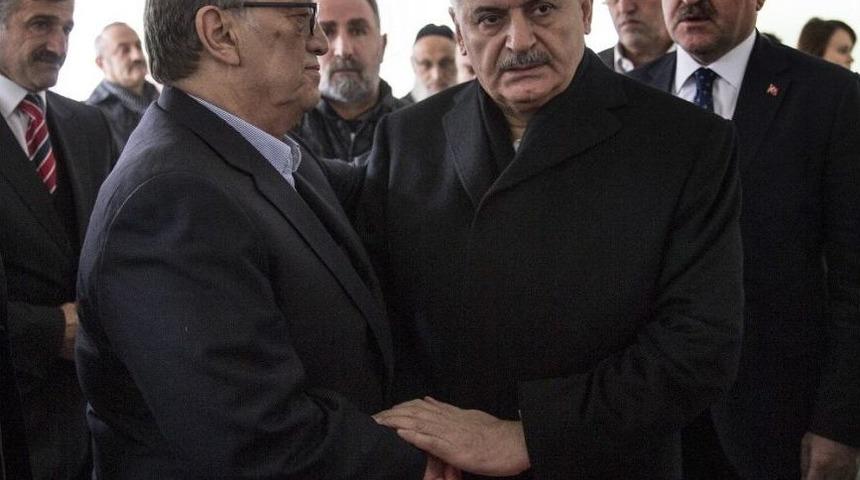 Başbakan Yıldırım, Mesut Yılmaz&rsquo;a Taziye Ziyaretinde Bulundu