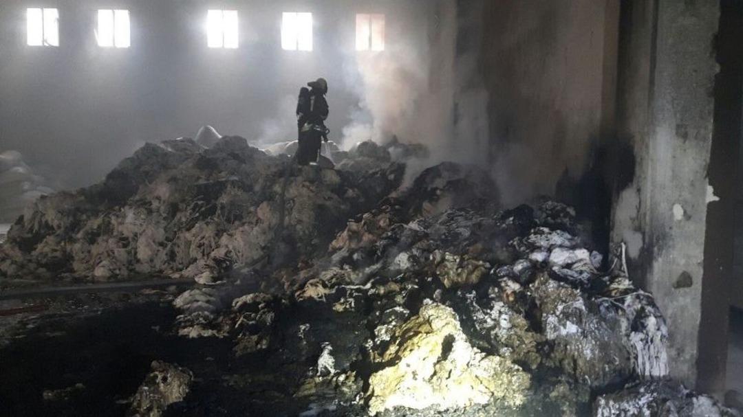 &Uuml;st&uuml;p&uuml; Fabrikasında Yangın