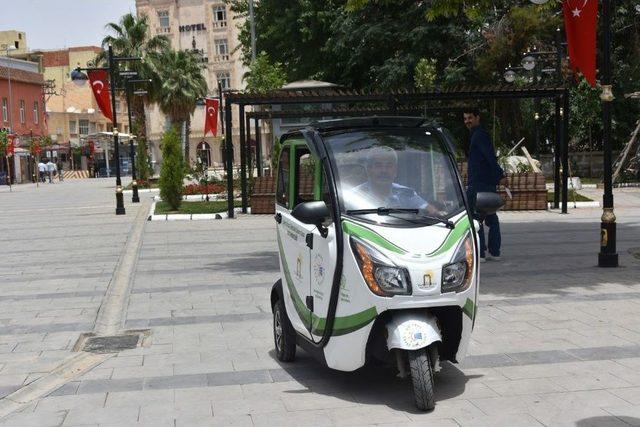 Nusaybin Belediyesi Güneş Enerjisi İle Çalışan 3 Araç Aldı