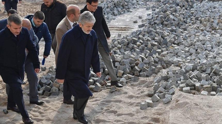 Başkan Tuna, Hacı Bayram Camii Ve Ankara Kalesi&rsquo;nde İncelemelerde Bulundu