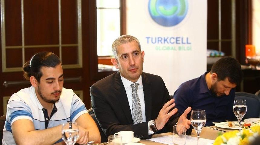 &Ccedil;ağrı Merkezleri Artık &rsquo;anne Kızlık Soyadı&rsquo; Sormayacak