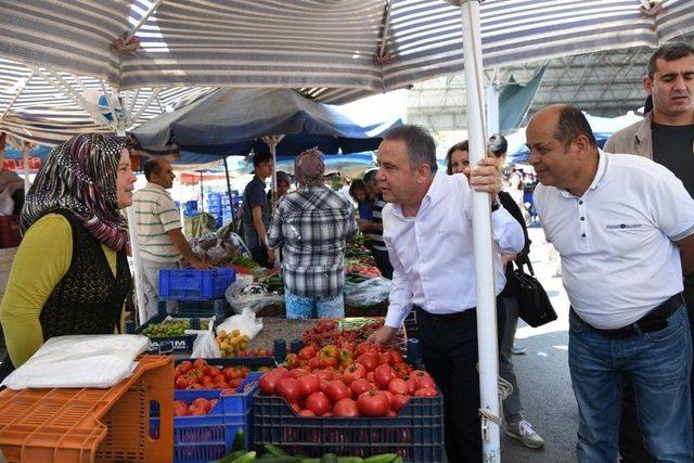 Başkan Böcek’e Kepez’de Yoğun İlgi