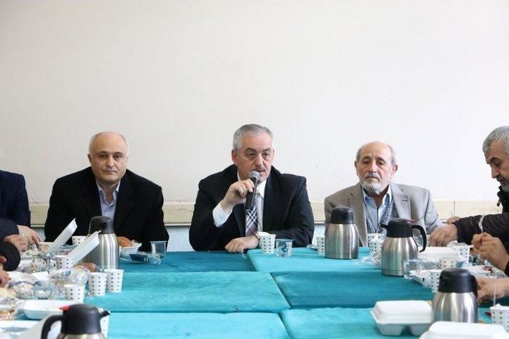 Başkan Remzi Aydın’dan Özlem Çarşısı Esnafıyla Toplantı G2