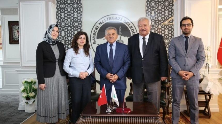 Kızılay Y&ouml;neticilerinden Melikgazi Belediyesi&rsquo;ne Ziyaret