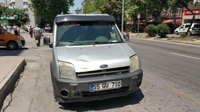 Samsun’da Kamyonet İle Motosiklet Çarpıştı: 1 Yaralı