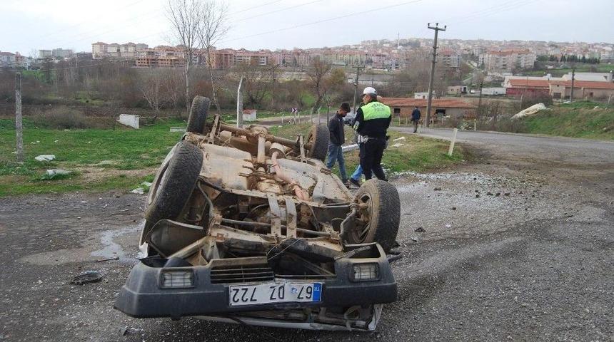 16 Yaşındaki Gen&ccedil; İzinsiz Aldığı Otomobille Takla Attı