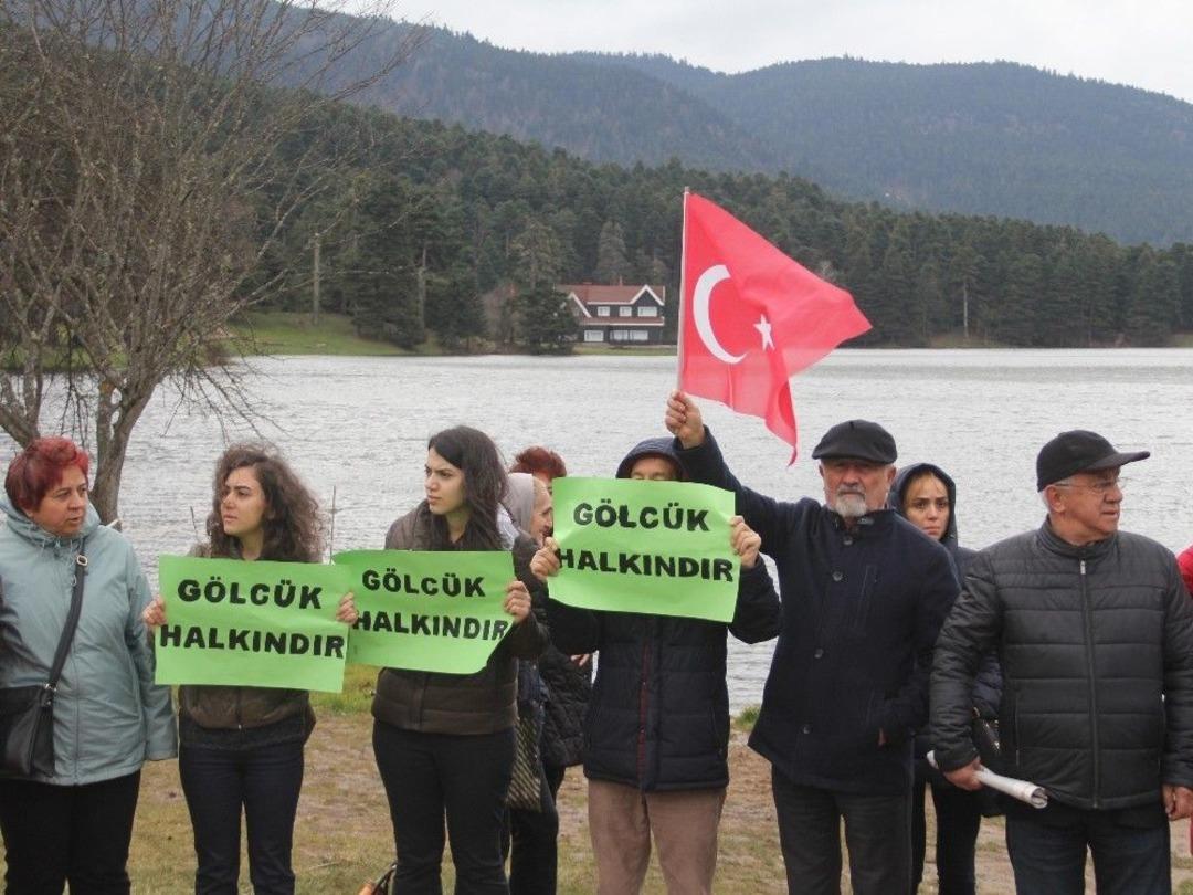 G&ouml;lc&uuml;k&rsquo;e Yapılması Planlanan Yapılar Protesto Edildi