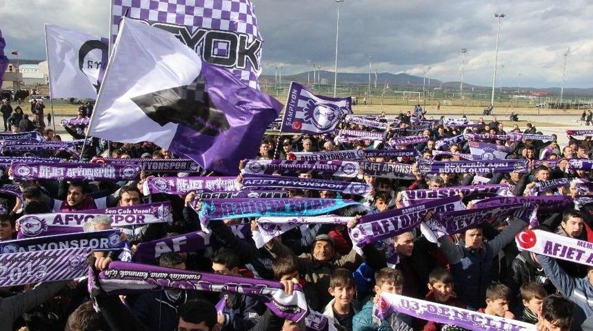 Takımlarına Stat Dışından Destek Verdiler