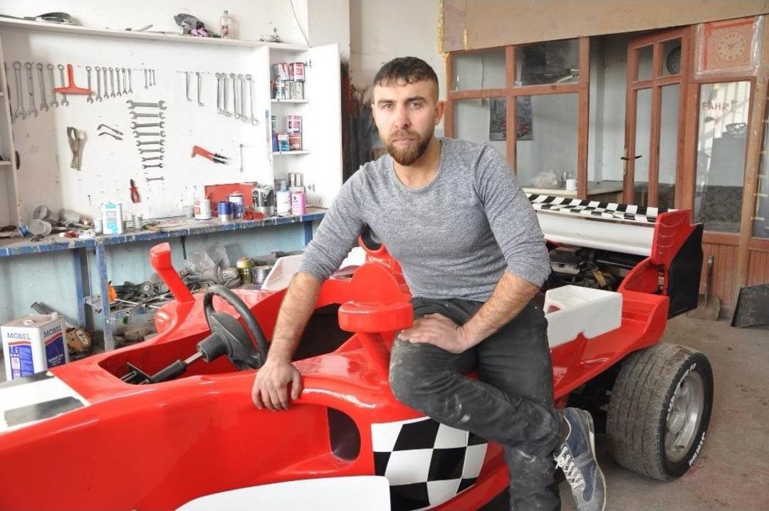 Kaporta Ustası Hurdadan &rsquo;formula 1&rsquo; Aracı Yaptı