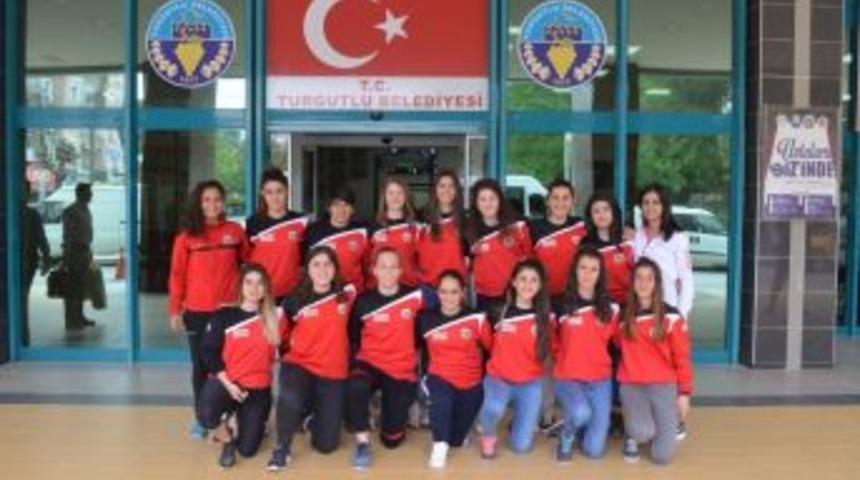 Turgutlu Belediyespor Afyon&rsquo;a Umutlu Gitti