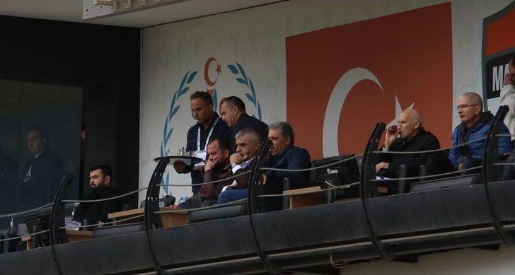 Süper Lig: T.m. Akhisarspor: - Kayserispor: 1 (ilk Yarı) G3