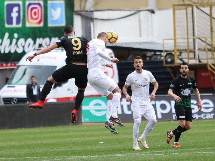 Süper Lig: T.m. Akhisarspor: - Kayserispor: 1 (ilk Yarı) G4