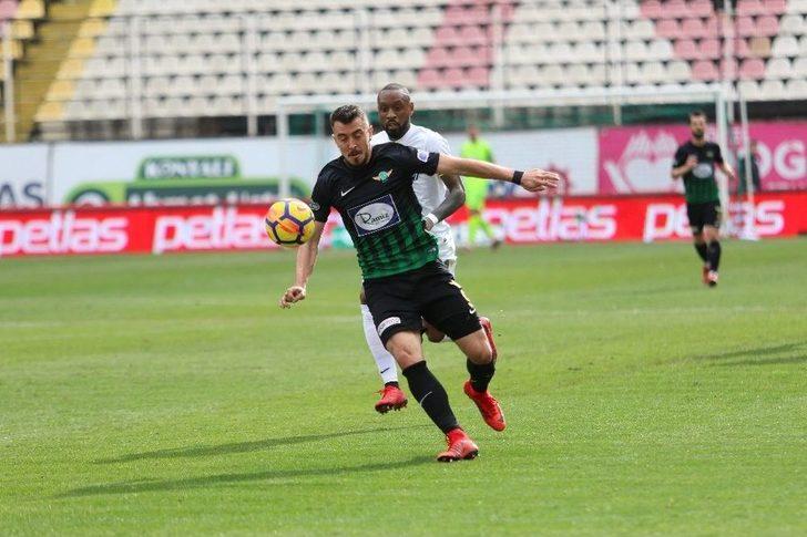 Süper Lig: T.m. Akhisarspor: - Kayserispor: 1 (ilk Yarı) G5