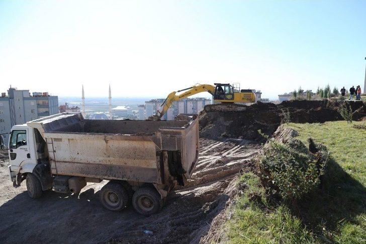 Dulkadiroğlu Kapalı Yüzme Havuzunun Temeli Atıldı G1