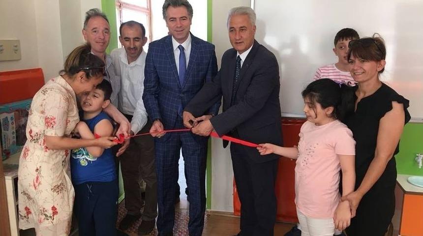 Kızılay Otizm Sınıfını Yeniledi