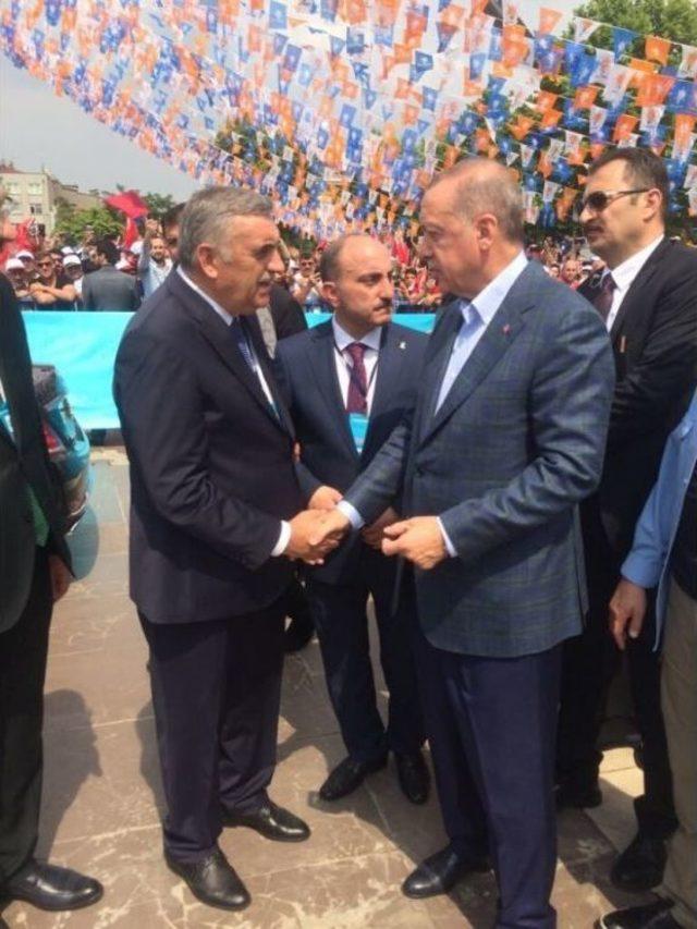 Cumhurbaşkanı Erdoğan Sakarya’da Müjdeleri Sıraladı