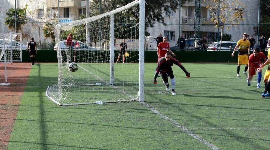 Aliağaspor Deplasmanda Rahat Kazandı