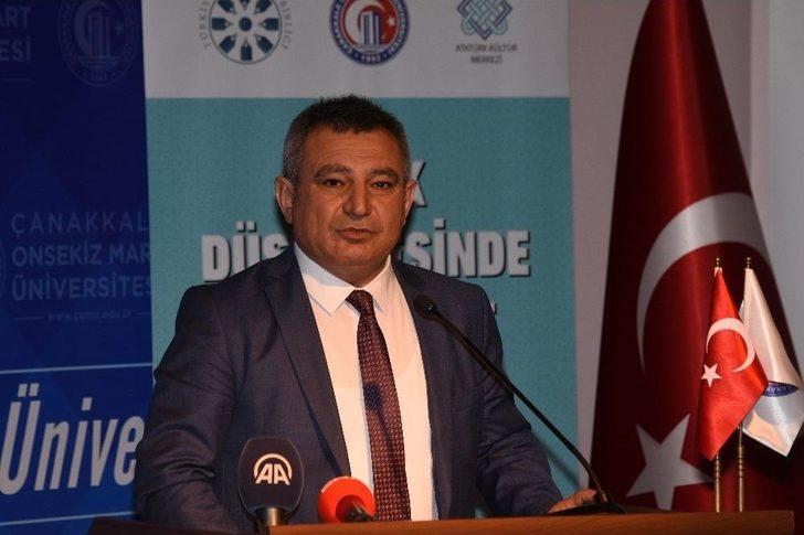 Çomü’de ’türk Düşüncesinde Yerlilik Ve Millîlik Sempozyumu’ G3