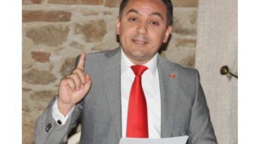 İyi Partili Eryılmaz Zeytin &Uuml;reticileriyle Buluştu